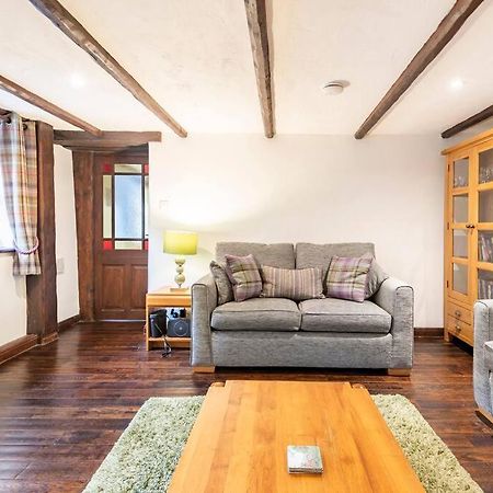 Peak District - 1 Harrow Cottage - Great Longstone エクステリア 写真